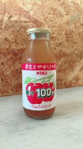 果汁100％りんごジュース